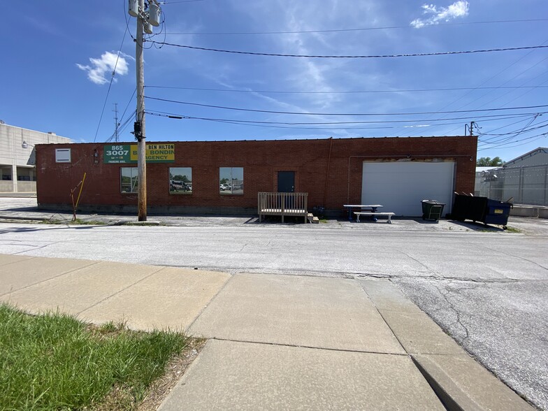 943 N Boonville Ave, Springfield, MO for sale - Building Photo - Image 2 of 15