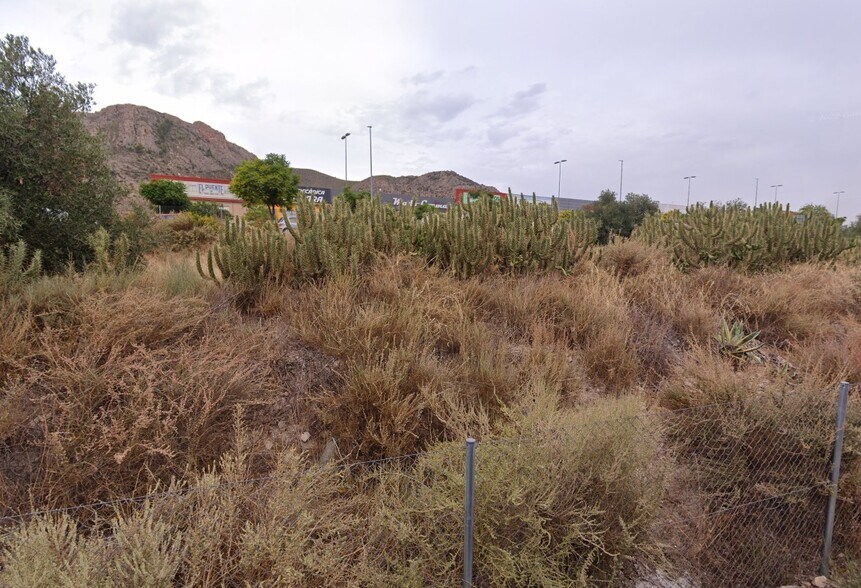 Carrer Polígono, Elda, Alicante for sale - Building Photo - Image 2 of 3