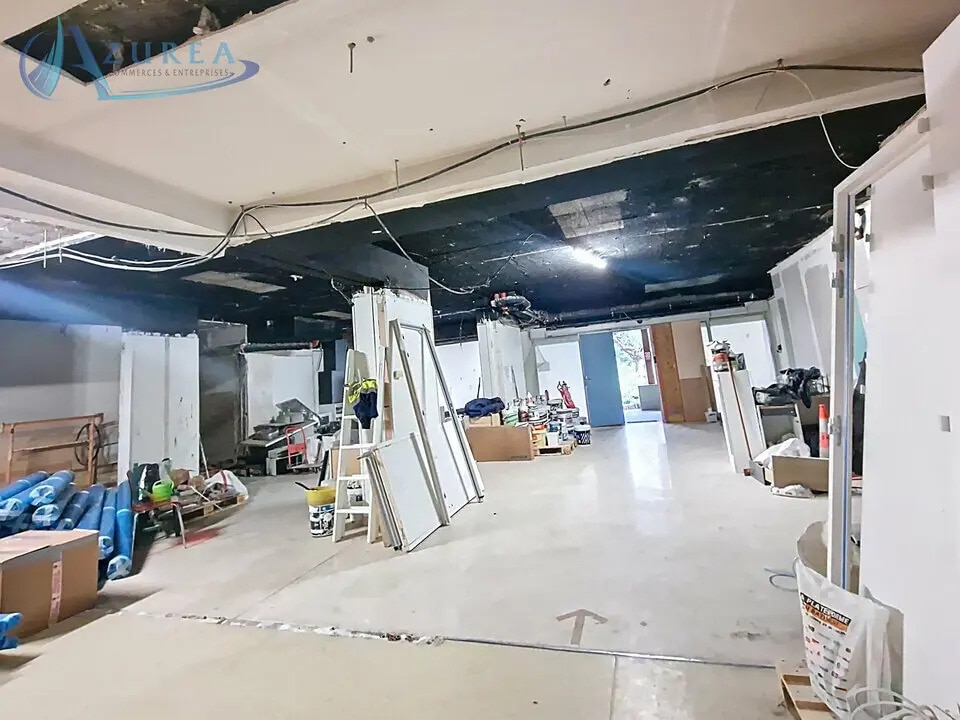 Location Bureaux 175 m² - Photo 1