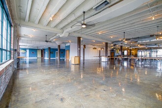 2400 S Jefferson Ave, Saint Louis, MO to rent Building Photo- Image 2 of 9