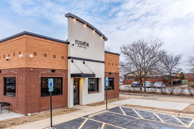 More details for 4405 Winfield Rd, Warrenville, IL - Retail to Rent