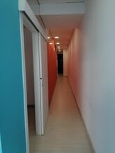 Retail in Olesa de Montserrat, Barcelona to rent Interior Photo- Image 2 of 16