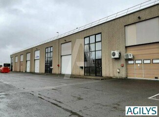 More details for 6-8 Rue Marie Curie, Coignières - Light Industrial to Rent