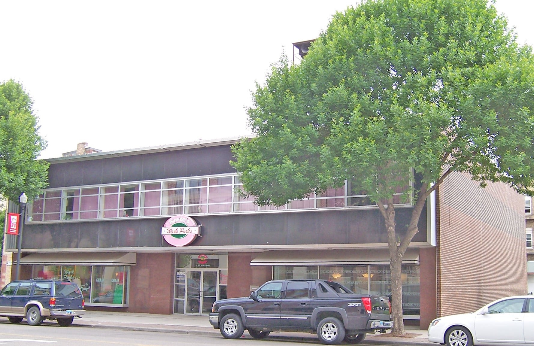 11 S 4th St, Grand Forks, ND to rent Building Photo- Image 1 of 2