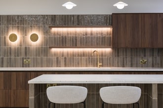 45-50 Old Bond St, London to rent Interior Photo- Image 2 of 9