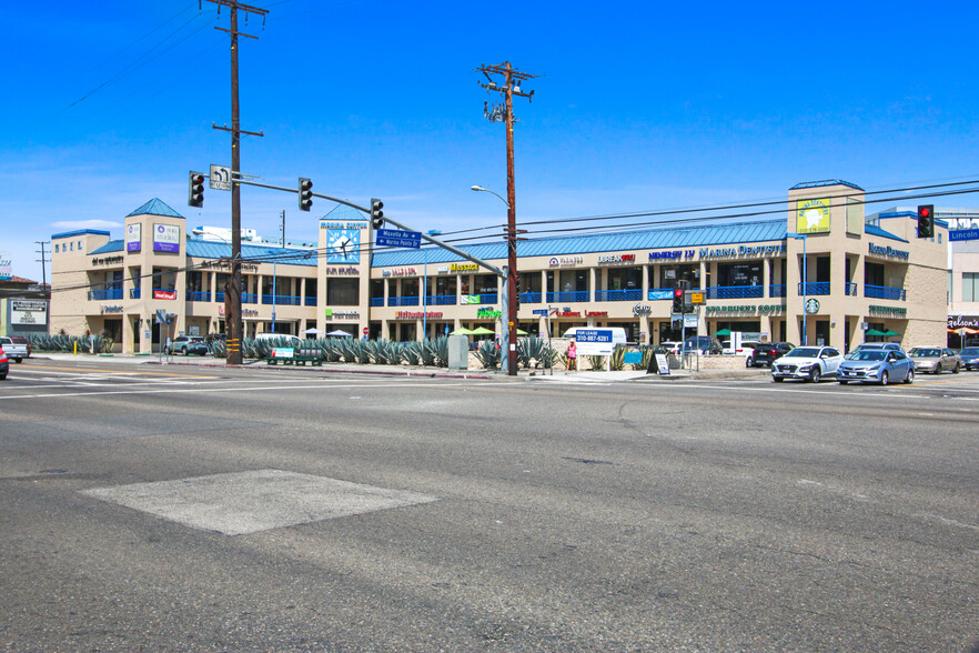 4240-4292 Lincoln Blvd, Marina Del Rey, CA for rent - Building Photo - Image 3 of 18