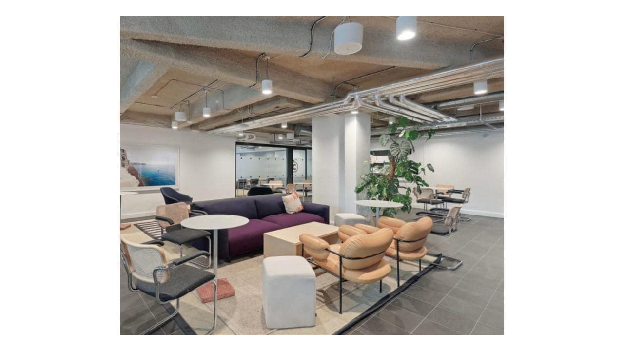 30 Terrasse Bellini, Puteaux to rent Building Photo- Image 1 of 14