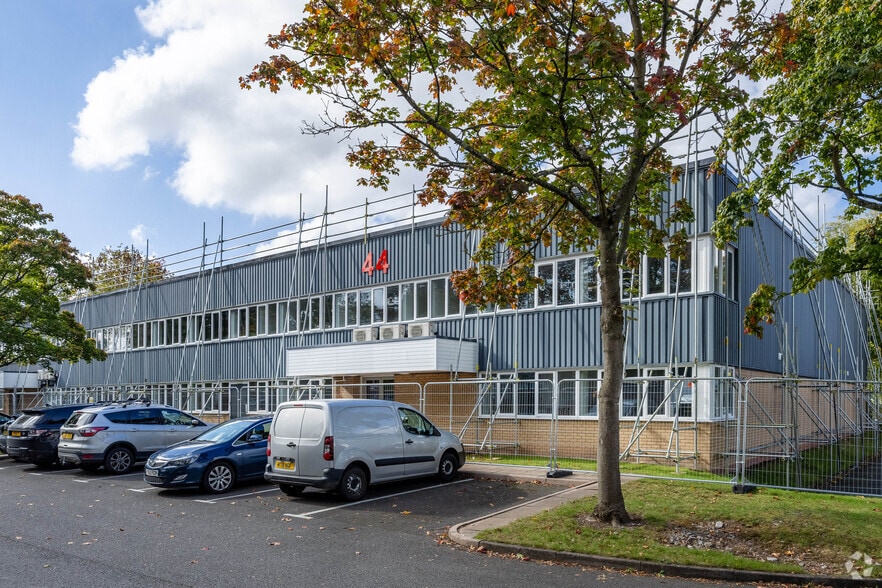 Walkers Rd, Redditch to rent - Building Photo - Image 3 of 3