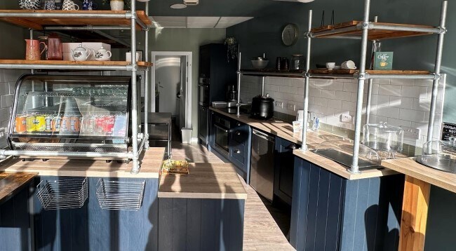 31-37 Allan Park, Stirling to rent Interior Photo- Image 1 of 4