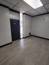 2945 Stone Hogan Connector Rd, Atlanta, GA to rent Building Photo- Image 1 of 11