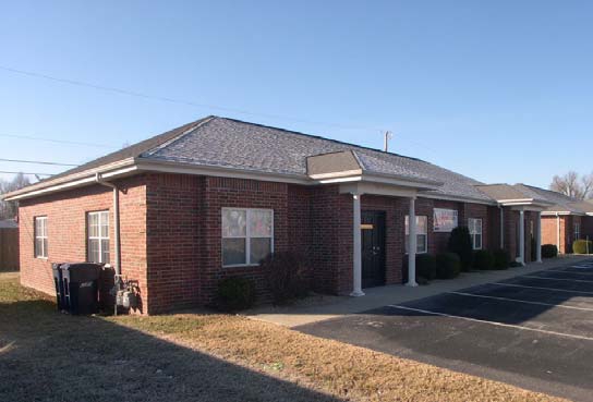 2432 E Madrid, Springfield, MO for sale - Primary Photo - Image 1 of 1