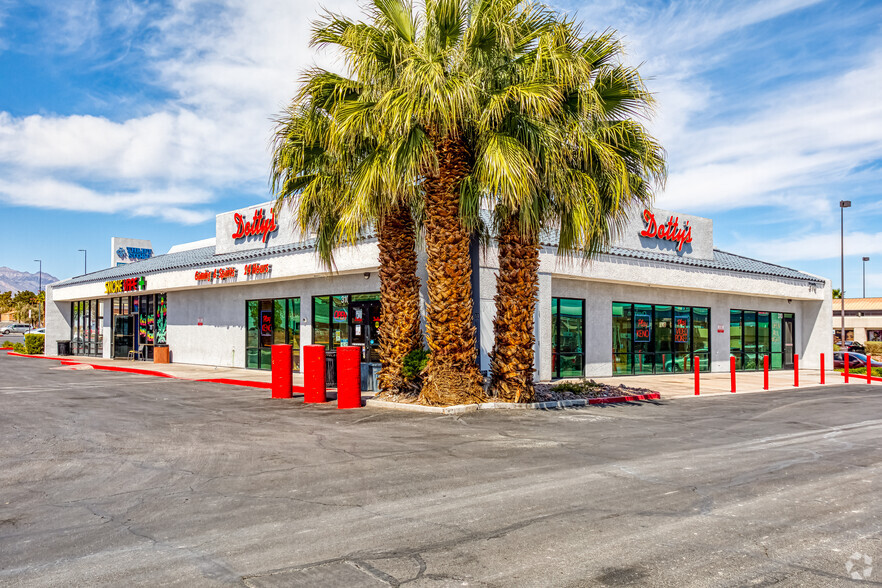 310-398 S Decatur Blvd, Las Vegas, NV for rent - Primary Photo - Image 1 of 6