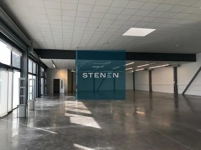 Location Commerce 620 m²