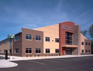 More details for 2475 McDougall St, Windsor, ON - Office / Medical to Rent