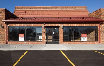 508-610 W Wise Rd, Schaumburg, IL for rent Other- Image 1 of 5