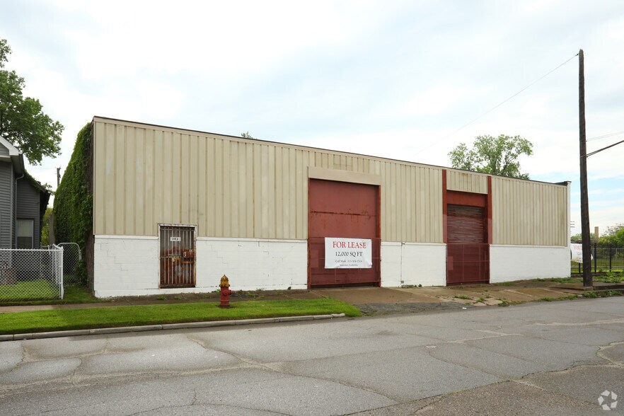 3183 Meldrum St, Detroit, MI for rent - Building Photo - Image 2 of 3