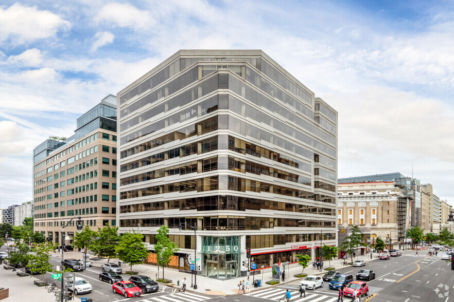 1250 I St NW, Washington, DC for rent - Building Photo - Image 1 of 15