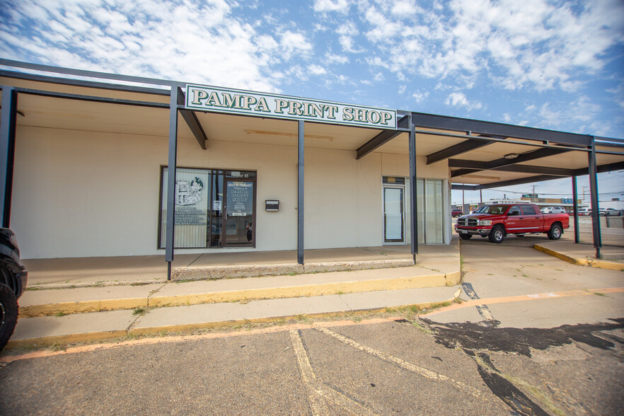 1229-1233 N Hobart St, Pampa, TX for rent - Building Photo - Image 3 of 22