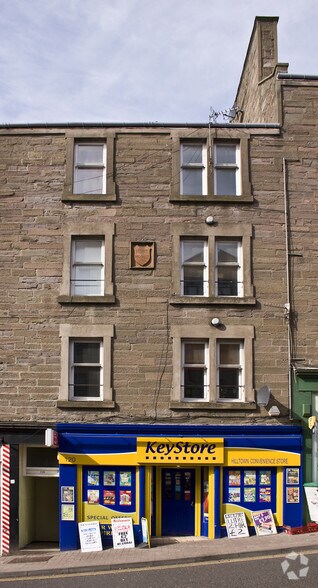 116-120 Hilltown, Dundee for sale - Primary Photo - Image 1 of 1