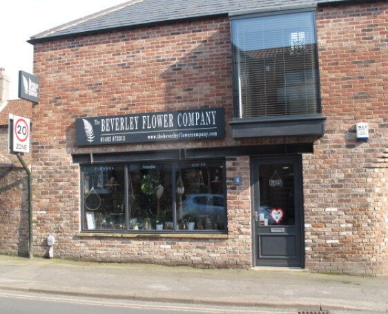 4 Lord Roberts Rd, Beverley for sale Primary Photo- Image 1 of 1