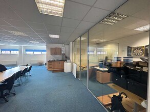 91-97 Ormeau Rd, Belfast to rent Interior Photo- Image 2 of 2