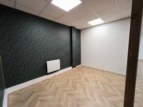 2 Rue De La Cimenterie, Beaumont-sur-Oise to rent Interior Photo- Image 2 of 7