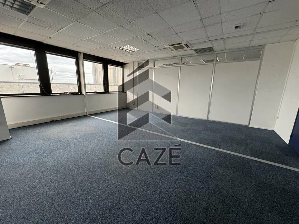 Office in Bordeaux to rent Interior Photo- Image 1 of 5