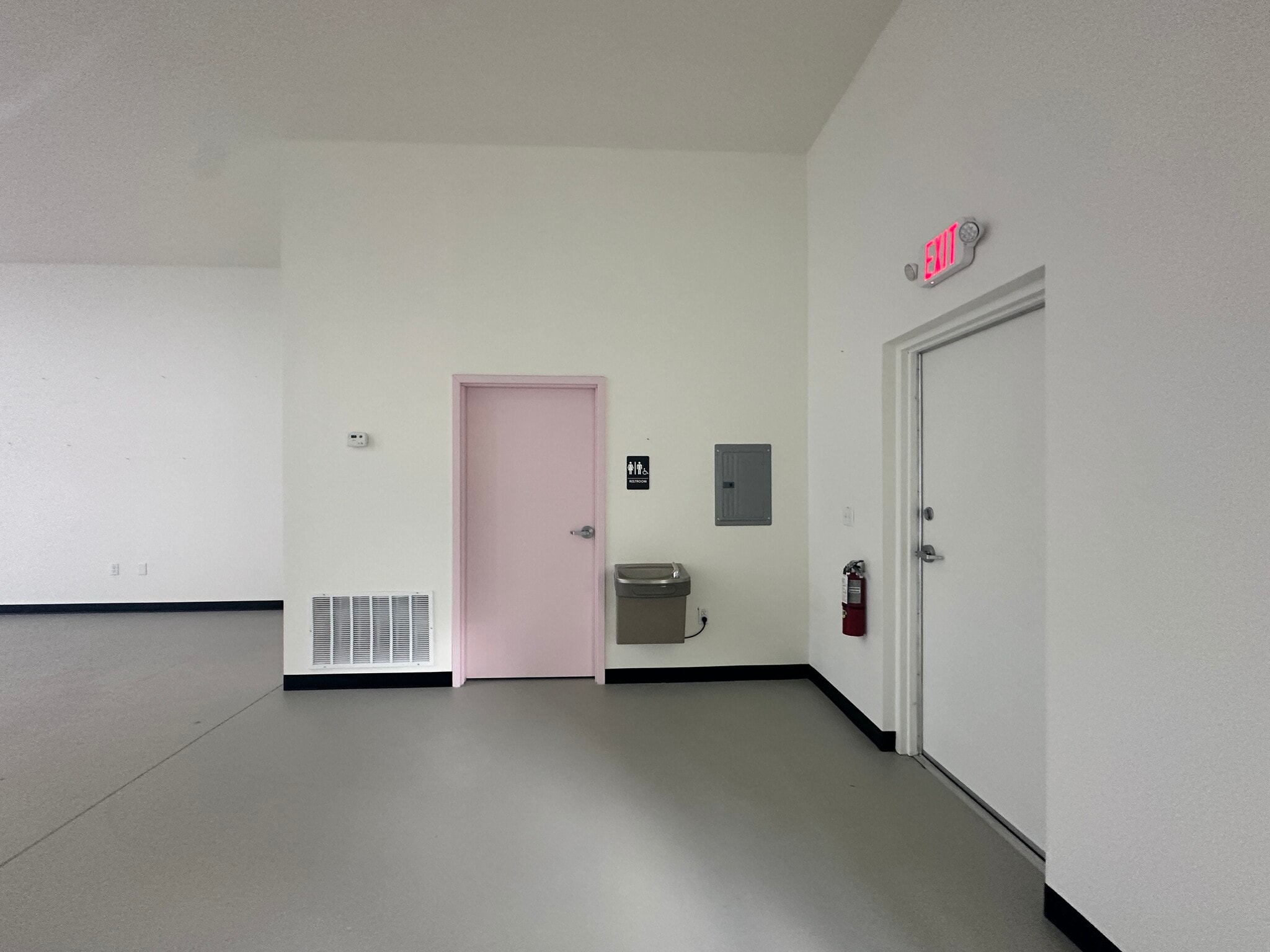 741 Tillman Pl, Plant City, FL to rent Interior Photo- Image 1 of 4