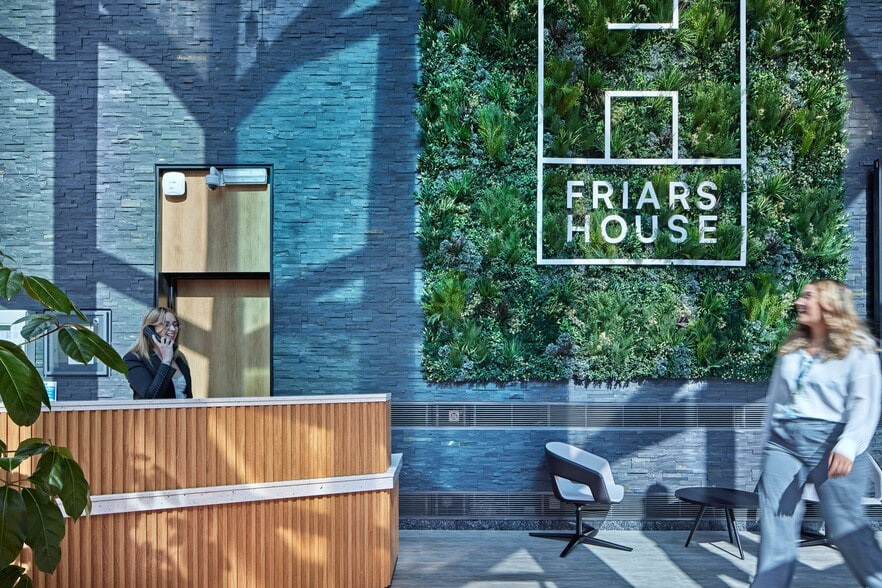 Manor House Dr, Coventry to rent - Building Photo - Image 3 of 37