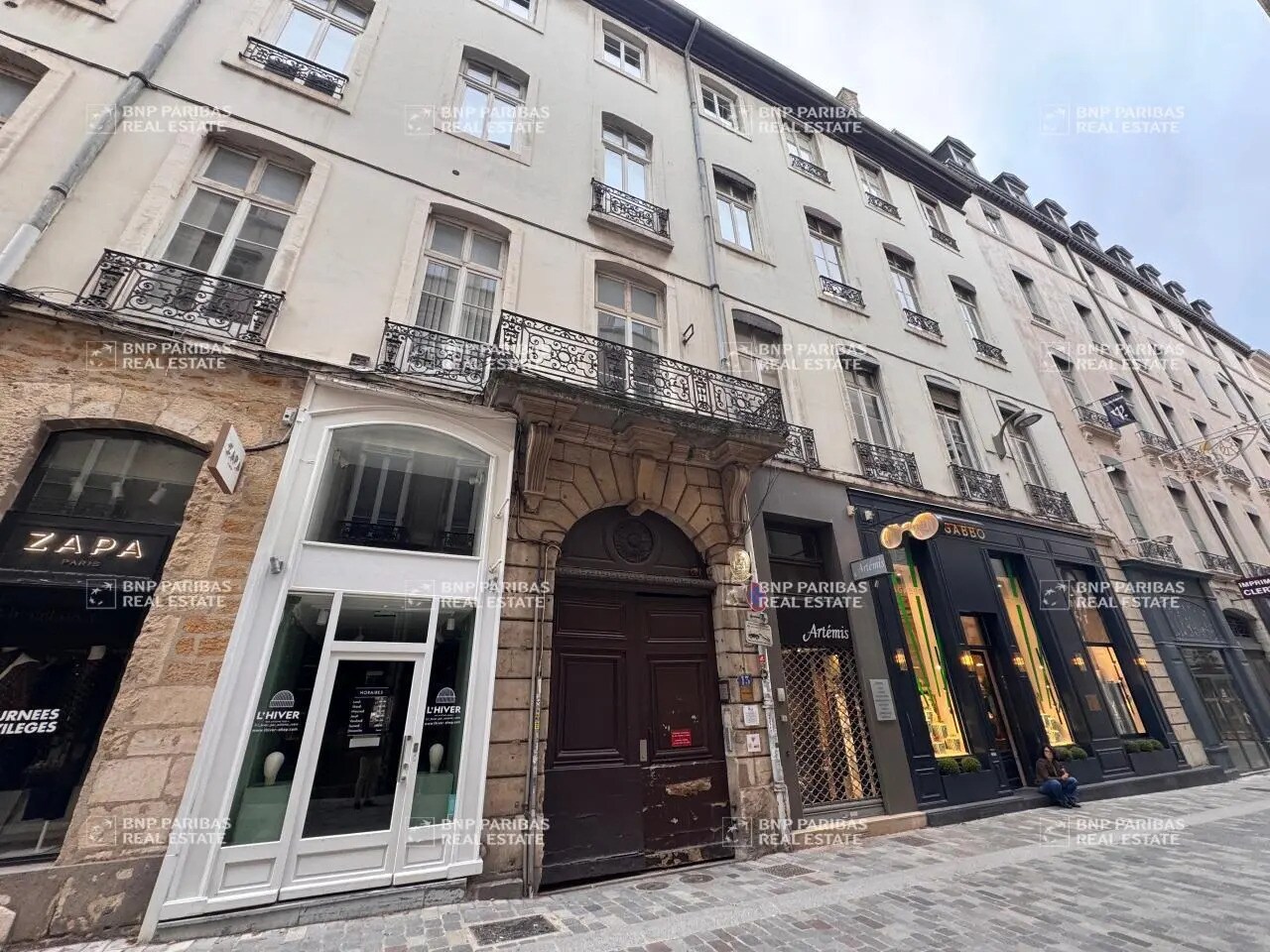 Build-to-Rent in Lyon for sale Building Photo- Image 1 of 18