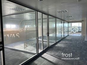 72 Chancellors Rd, London to rent Interior Photo- Image 2 of 3