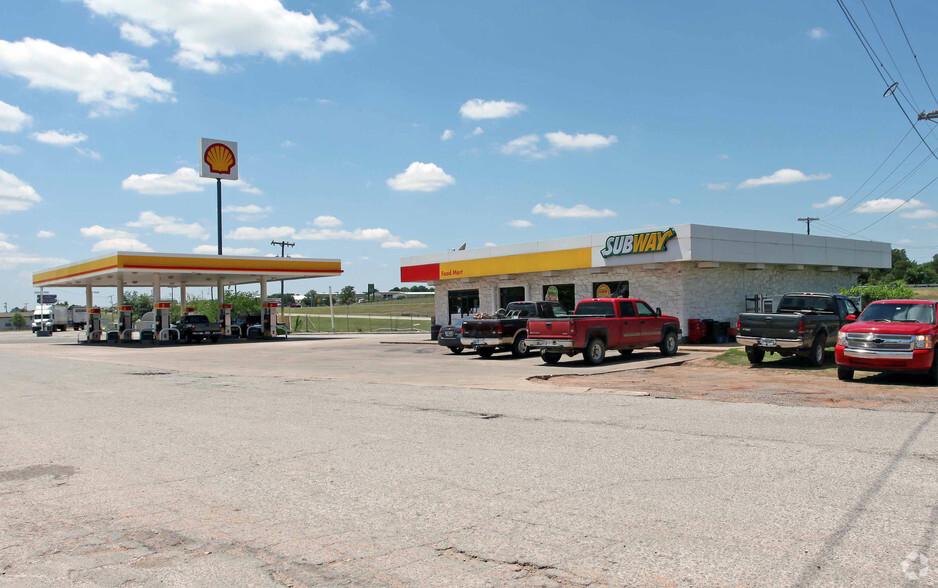 6801 Industrial Blvd, Edmond, OK for sale - Primary Photo - Image 1 of 1