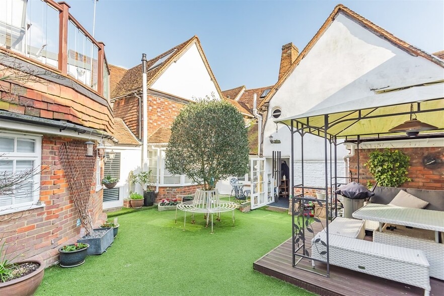 8-10 West St, Marlow to rent - Interior Photo - Image 3 of 4