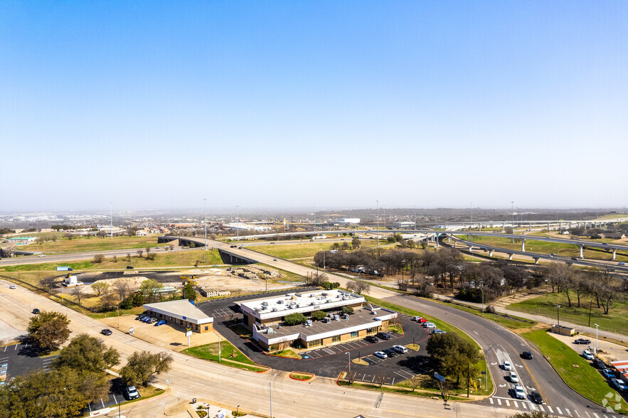 6451 Brentwood Stair Rd, Fort Worth, TX for rent - Aerial - Image 3 of 4