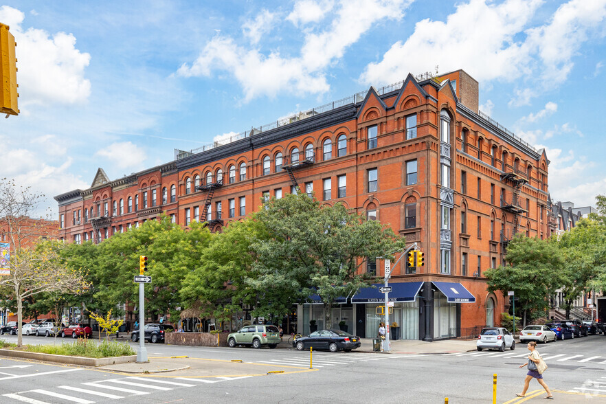 1961-1969 Adam Clayton Powell Jr Blvd, New York, NY for rent - Primary Photo - Image 1 of 7