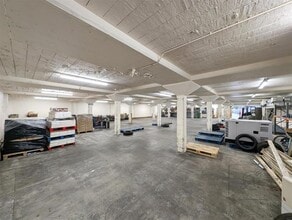 Second Ave, Chatham to rent Interior Photo- Image 1 of 21