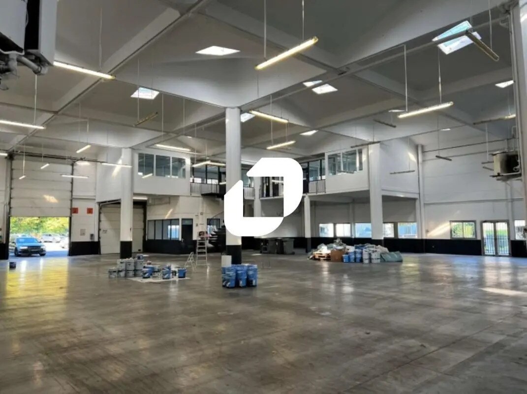 Office in VILLENEUVE-D'ASCQ to rent Interior Photo- Image 1 of 11