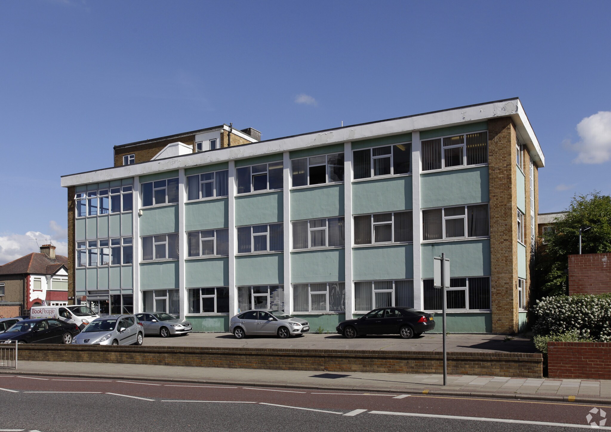 185-187 High Rd, Romford for sale Primary Photo- Image 1 of 1