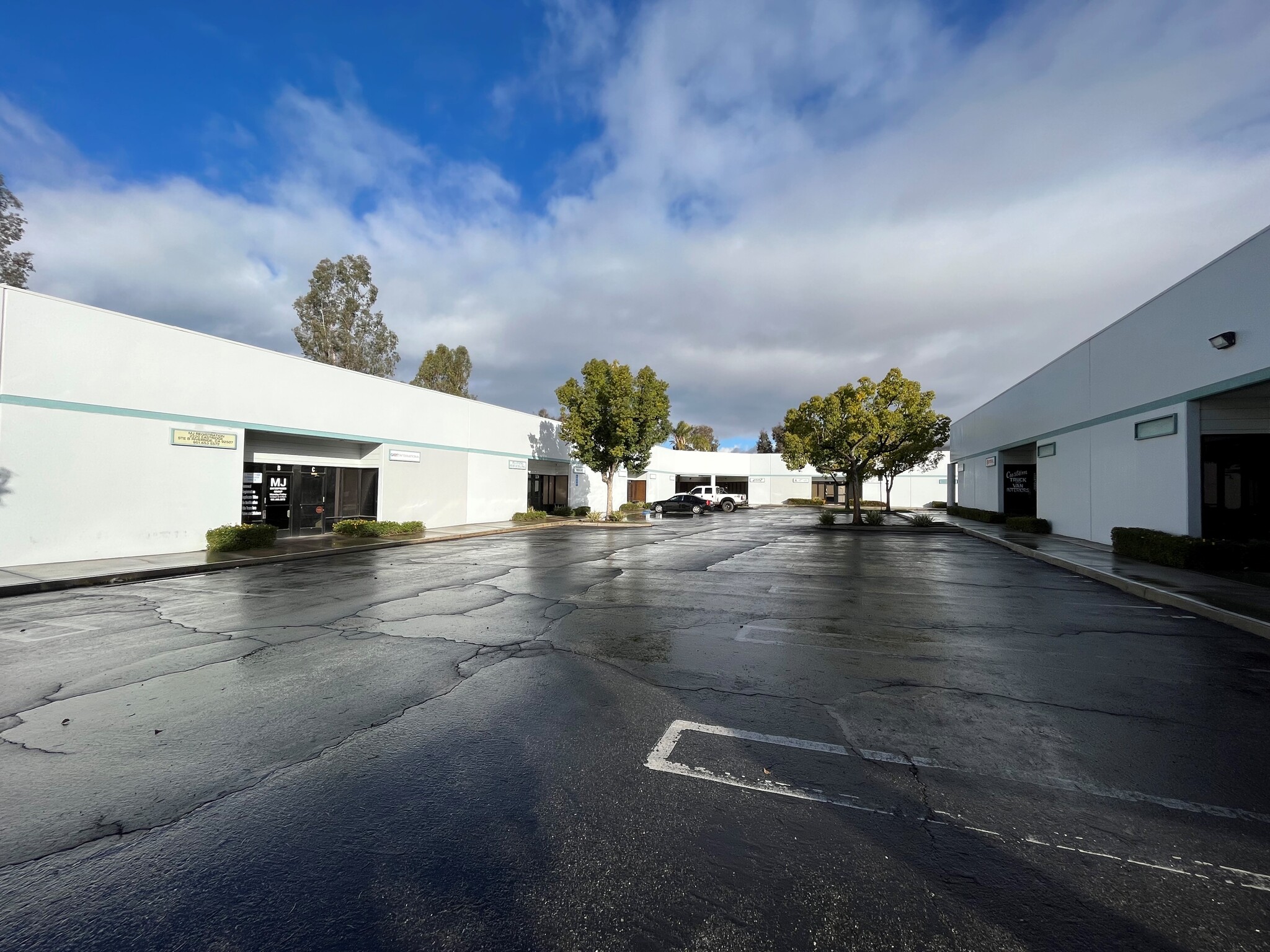 2220 Eastridge Ave, Riverside, CA for rent Building Photo- Image 1 of 7