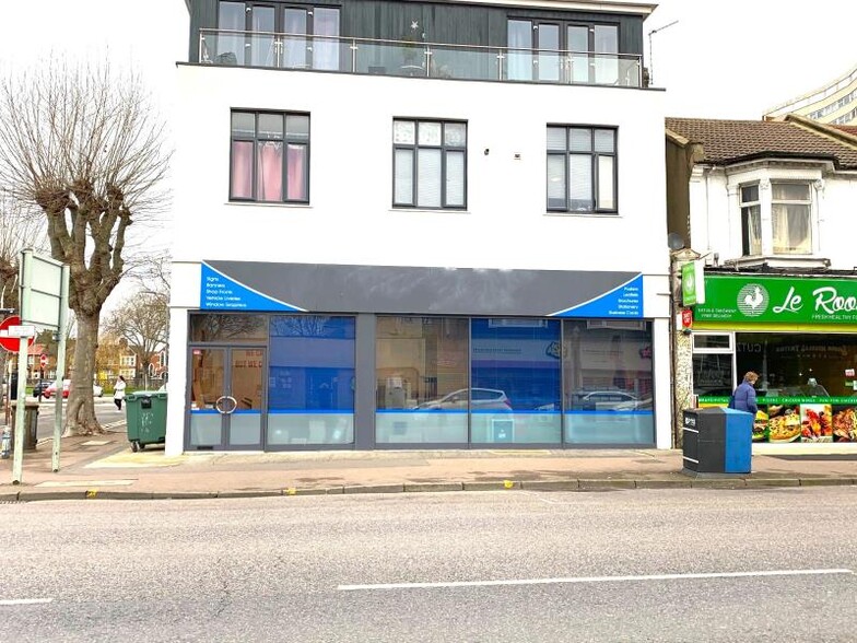 125 Southchurch Rd, Southend On Sea for rent - Building Photo - Image 1 of 1