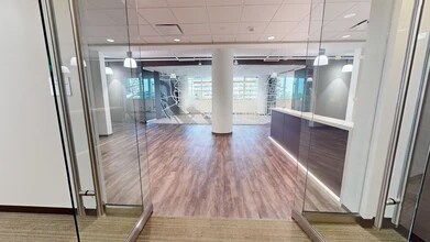 8609 Westwood Center Dr, Vienna, VA to rent Building Photo- Image 2 of 18