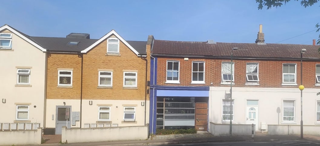 32 Lind Rd, Sutton for sale Building Photo- Image 1 of 2