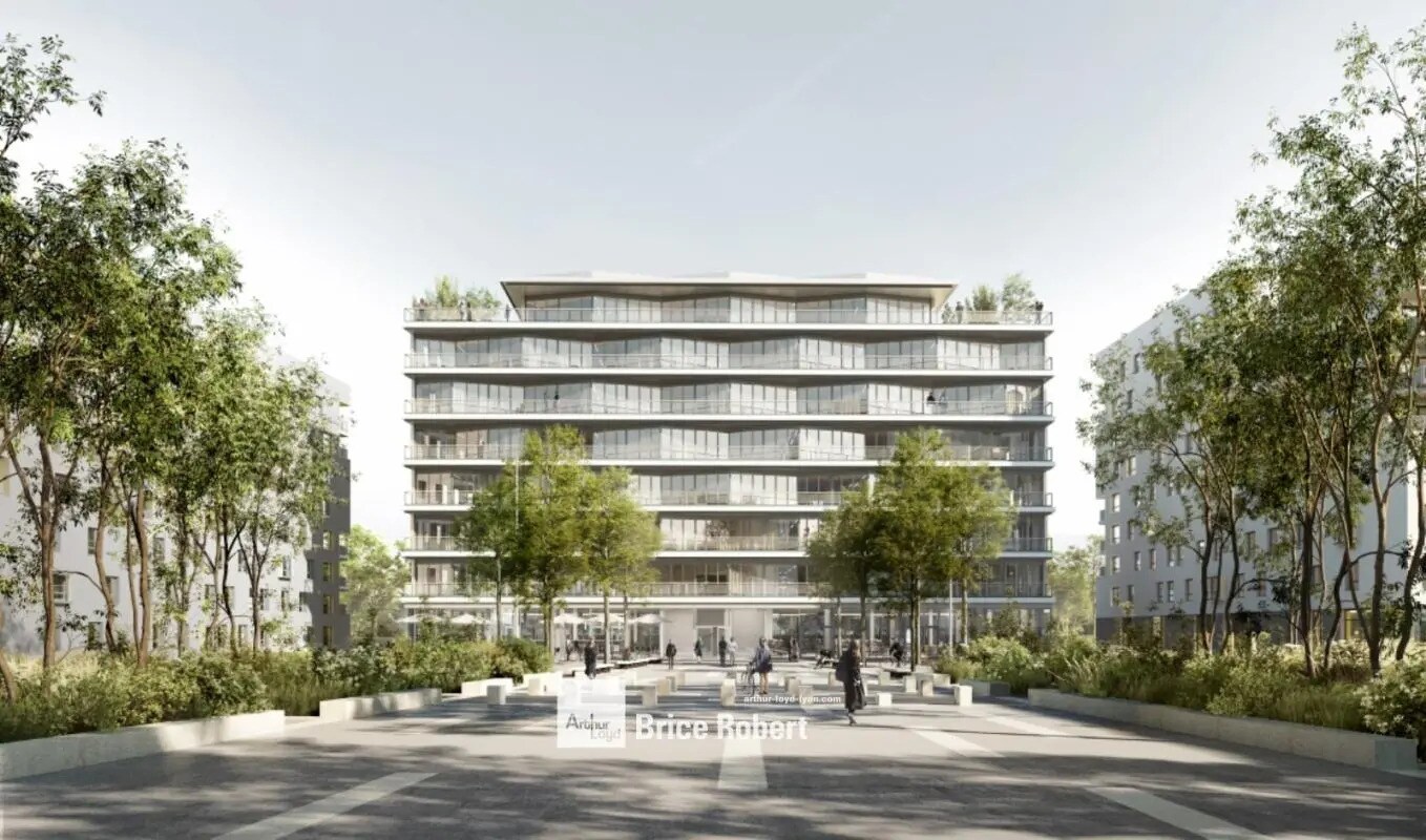 Rue Simone Veil, Vénissieux to rent Building Photo- Image 1 of 3