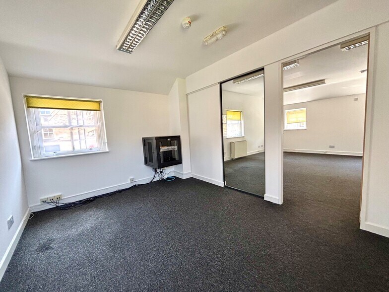 Water St, Bakewell to rent - Interior Photo - Image 2 of 11