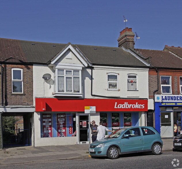 327-329 Hitchin Rd, Luton for sale - Primary Photo - Image 1 of 1