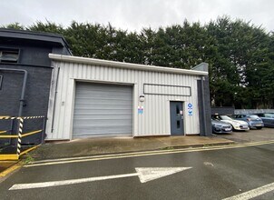 Bromyard Rd, Worcester to rent Building Photo- Image 1 of 1