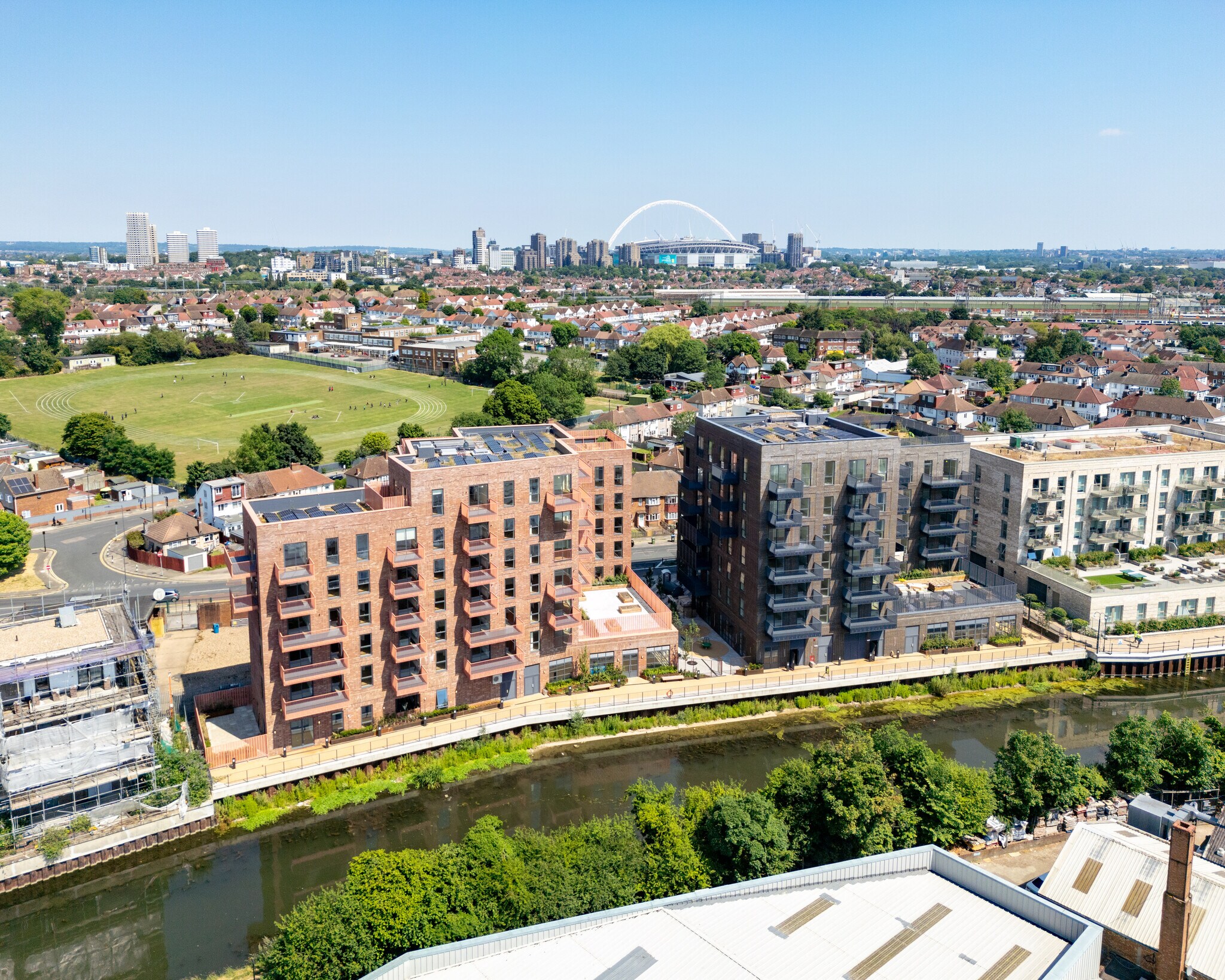 100 Beresford Av, Wembley for sale Building Photo- Image 1 of 1