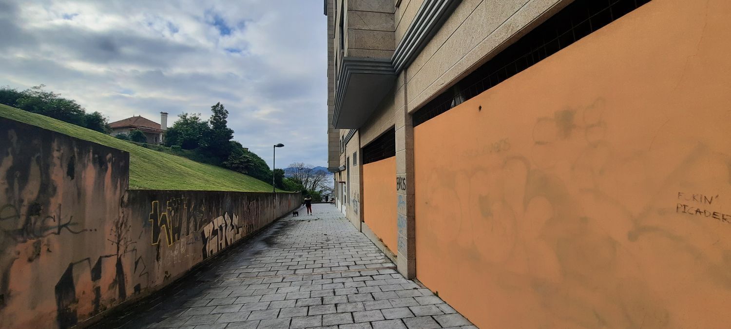 Retail in Vigo, Pontevedra for sale Primary Photo- Image 1 of 20