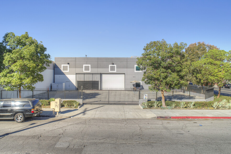 1475 Long Beach Ave, Los Angeles, CA for rent - Building Photo - Image 1 of 34