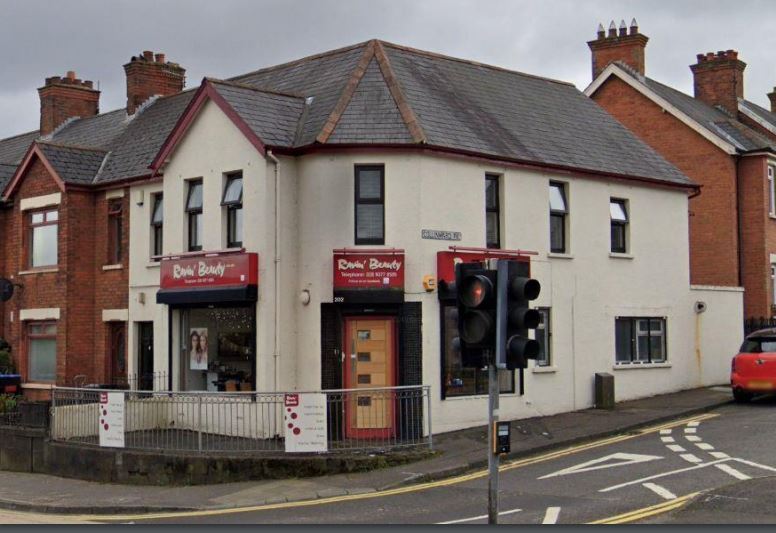 202 Antrim Rd, Newtownabbey for sale - Primary Photo - Image 1 of 1